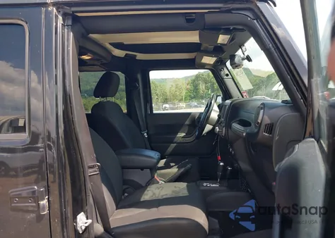 2015 Jeep Wrangler Unlimited Sport from USA, damaged, VIN 1C4BJWDG8FL760247